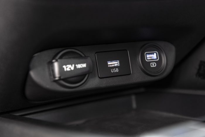 Auto-magazin-Srbija-2021-Hyundai-Elantra
