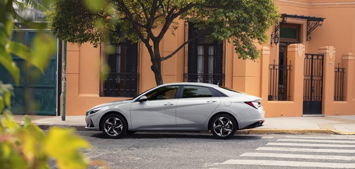 Auto-magazin-Srbija-2021-Hyundai-Elantra