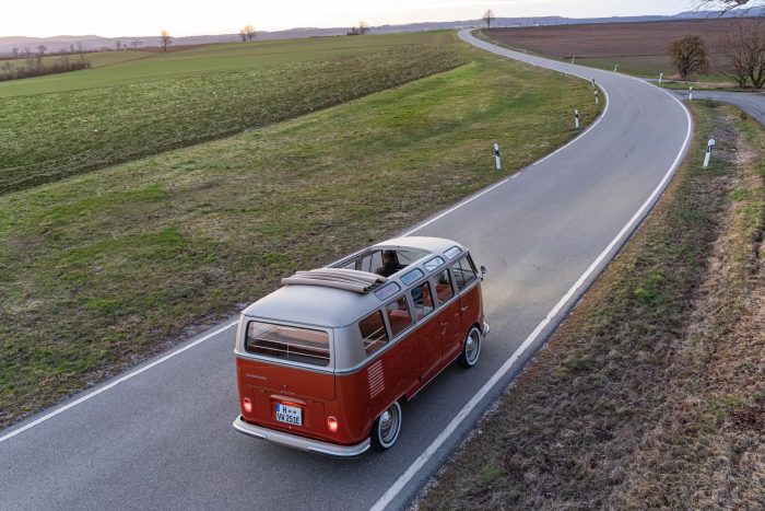 Auto-magazin-Srbija-VW-e-Bulli-Concept