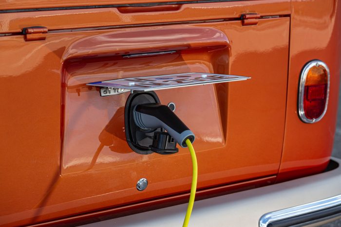 Auto-magazin-Srbija-VW-e-Bulli-Concept