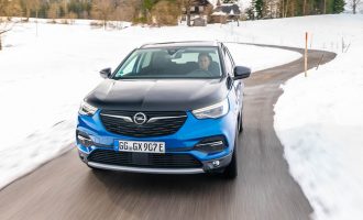 Test u Švarcvaldu: Opel Grandland X Hybrid4