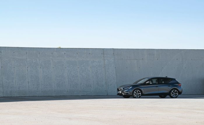 Auto-magazin-Srbija-2020-SEAT-Leon