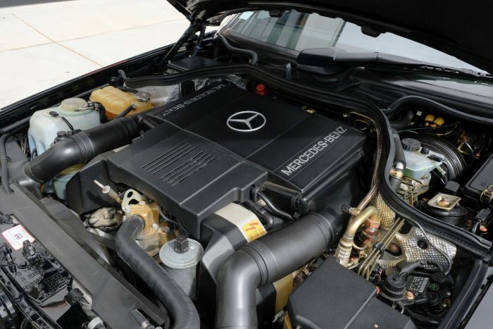 Auto-magazin-Srbija-Mercedes-Benz-500E