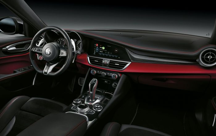 Auto-magazin-Srbija-Alfa-Romeo-Giulia-Quadrifoglio-and-Stelvio-Quadrifoglio