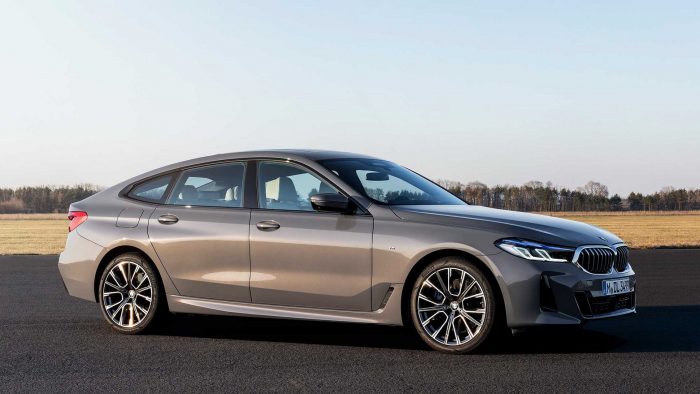 Auto-magazin-Srbija-2021-BMW-5-Series-Sedan-Touring