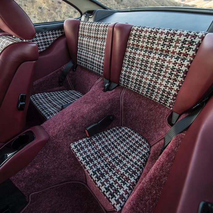 Auto-magazin-Srbija-singer-dolores-commission-porsche-911