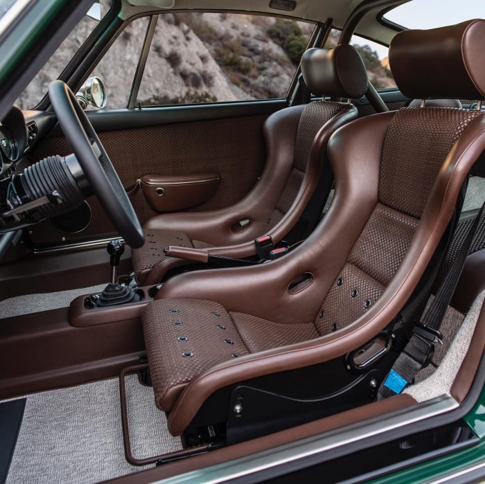 Auto-magazin-Srbija-singer-dolores-commission-porsche-911