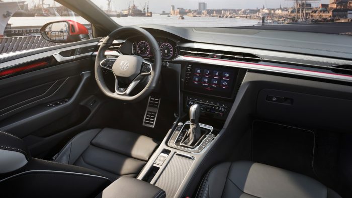 Auto-magazin-Srbija-2021-VW-Arteon