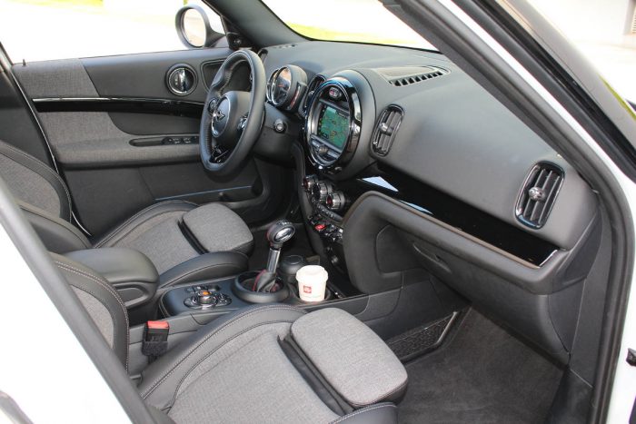 Auto magazin Srbija Test Mini Countryman Cooper S All4