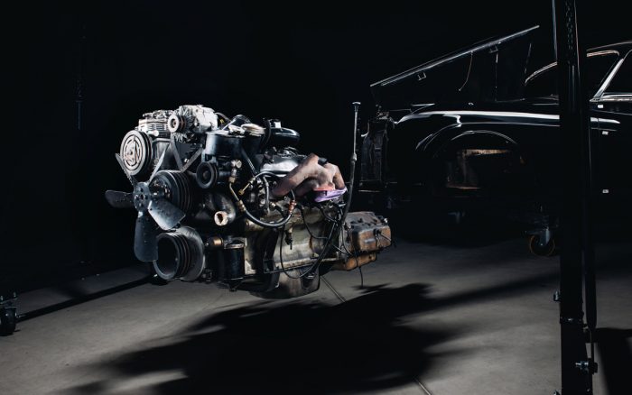 Auto-magazin-Srbija-Rolls-Royce-Phantom-V-electrified-by-Lunaz