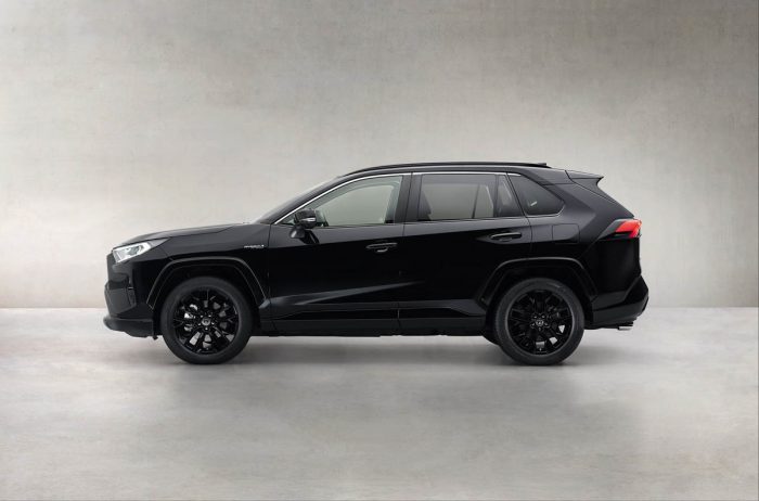 Auto magazin Srbija Toyota RAV4 Hybrid Black Edition