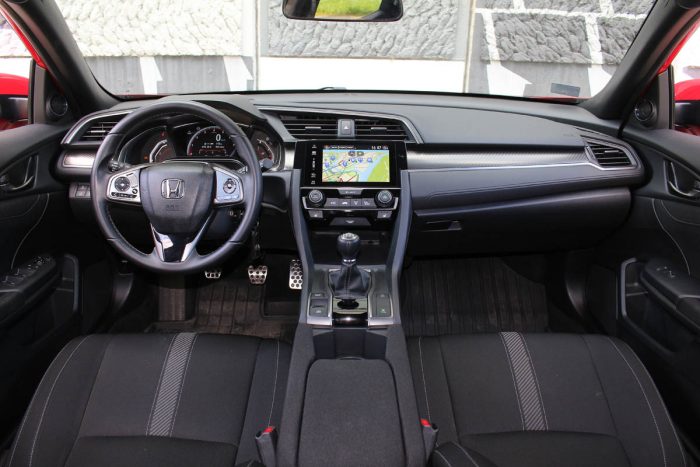Auto magazin Srbija Test Honda Civic 1.5 Turbo Sport