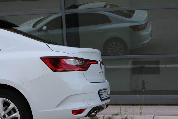 Auto magazin Test Renault Mégane GrandCoupé