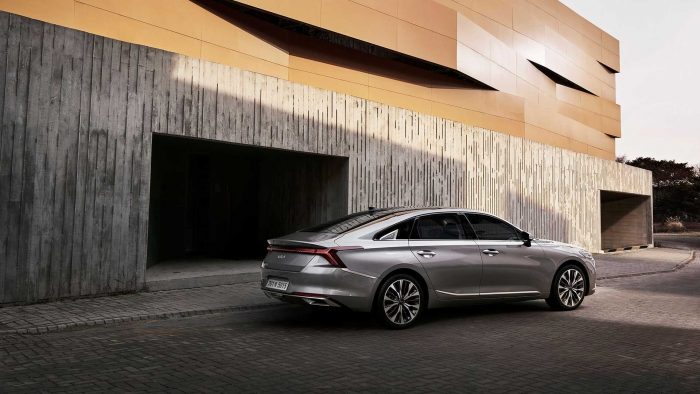 Kia K8