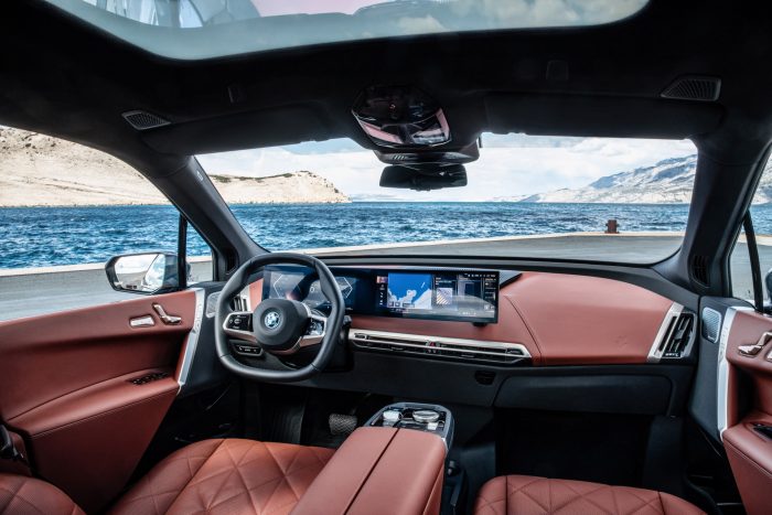 BMW iX
