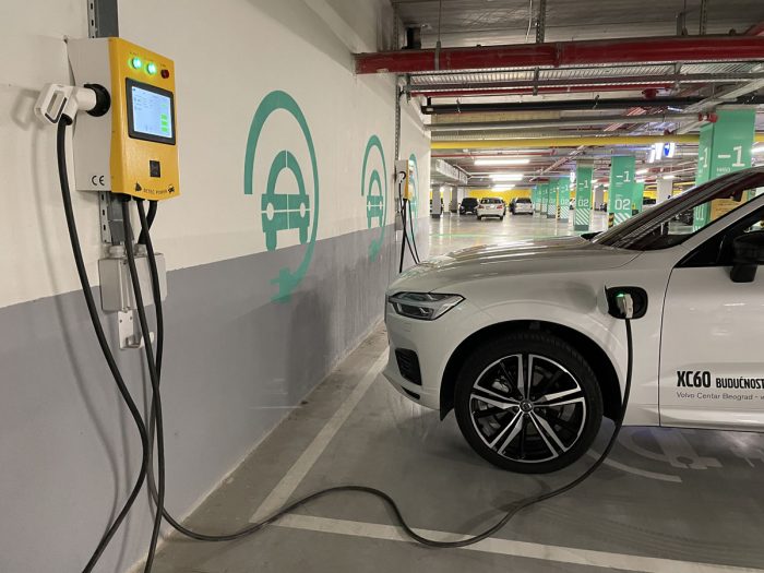 Volvo XC60 T8 Recharge AT8 AWD R-Design