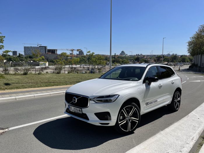 Volvo XC60 T8 Recharge AT8 AWD R-Design