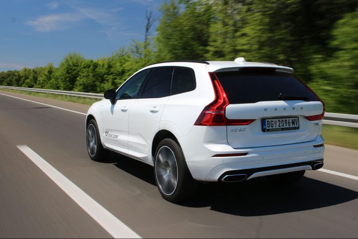 Volvo XC60 T8 Recharge AT8 AWD R-Design