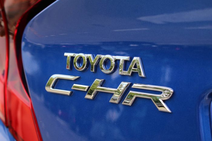 Test Toyota C-HR 2,0 Hybrid