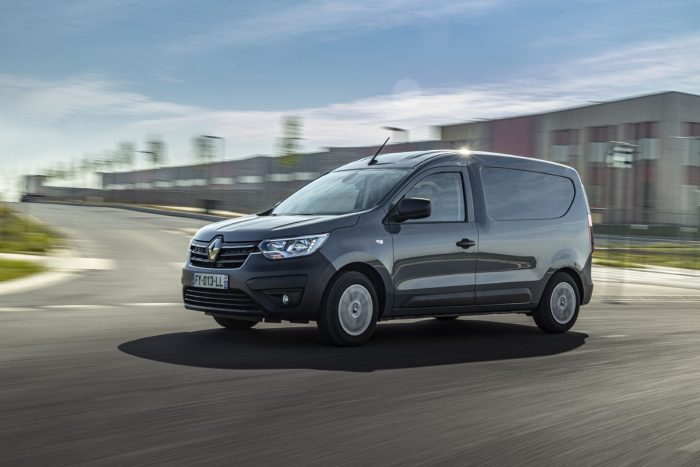 21 2021 New Renault Express Van Tests drive