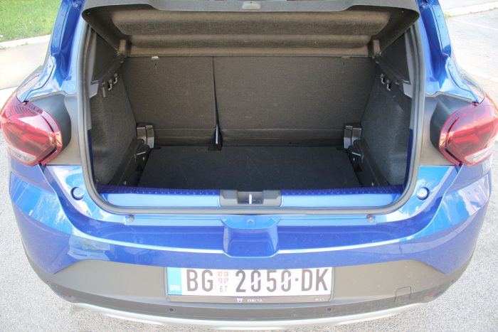 SUPER TEST: Dacia Sandero Stepway Eco-G 100 Comfort