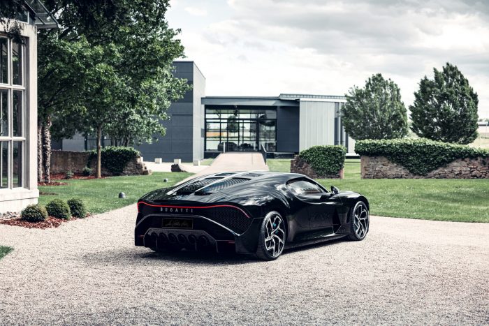 La Bouteille Noire