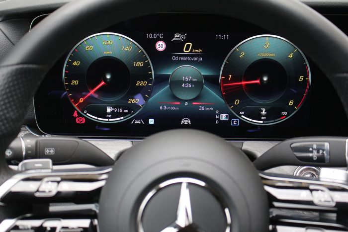 TEST: Mercedes-Benz E220d 4MATIC