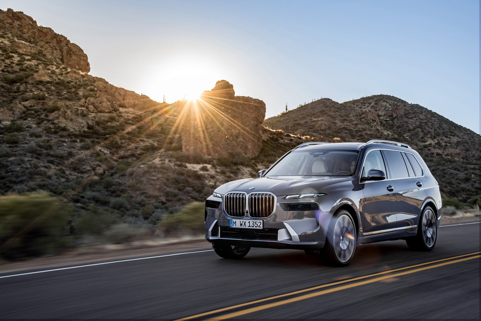 Redizajnirani BMW X7 ima mnogo toga da pokaže - Auto magazin Svet