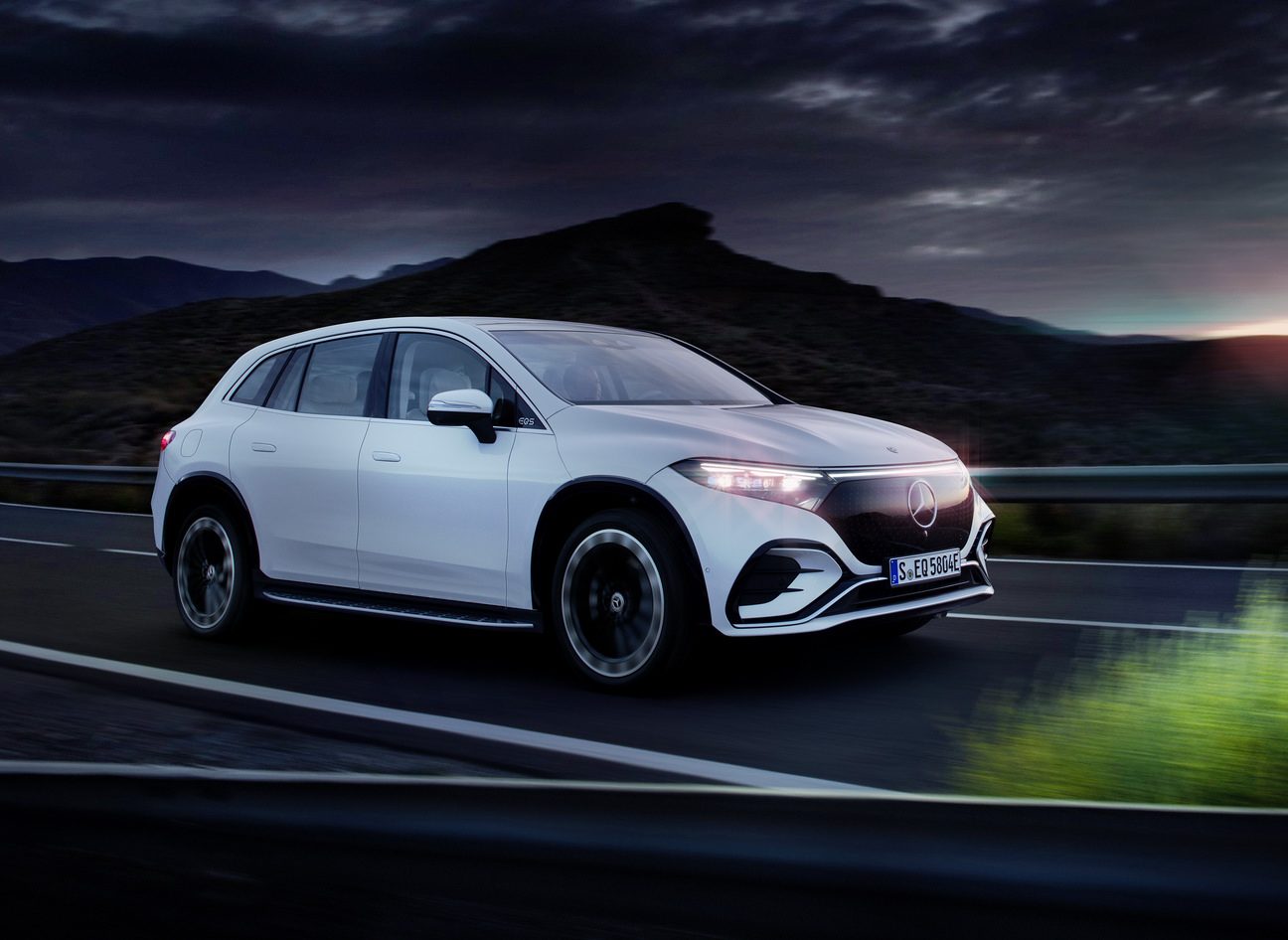 Mercedes EQS SUV