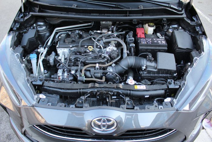 Testen Sie den Toyota Yaris 1,5 VVT-iE Sport