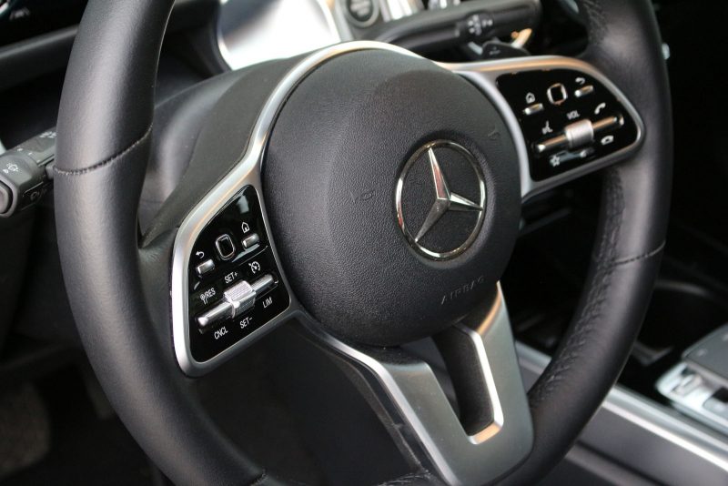 Test Mercedes-Benz GLB 200d