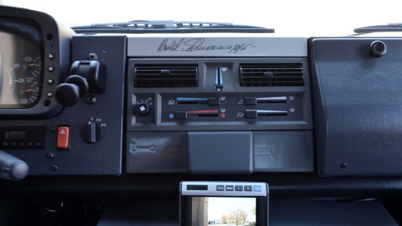 arnold-schwarzenegger-mercedes-unimog