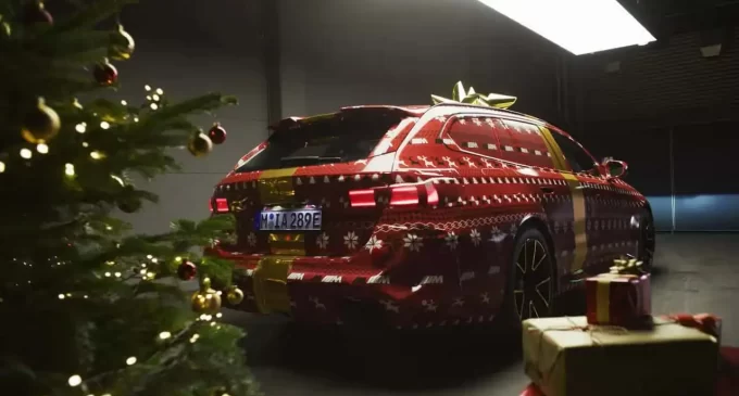 Deda Mraz najavio novi BMW M5 Touring