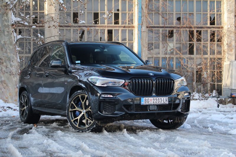 TEST BMW X5 xDrive 45e