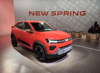 EKSKLUZIVNO: Auto magazin na Dacia Spring premijeri u Parizu