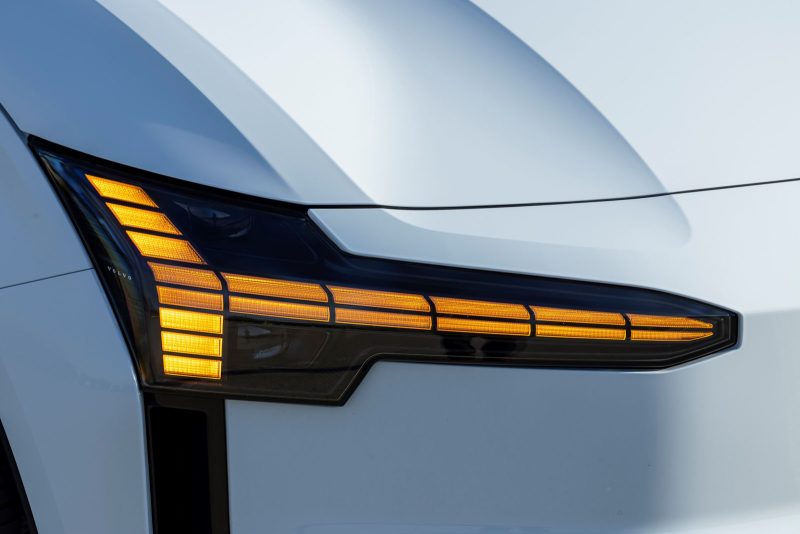 TEST Volvo EX30