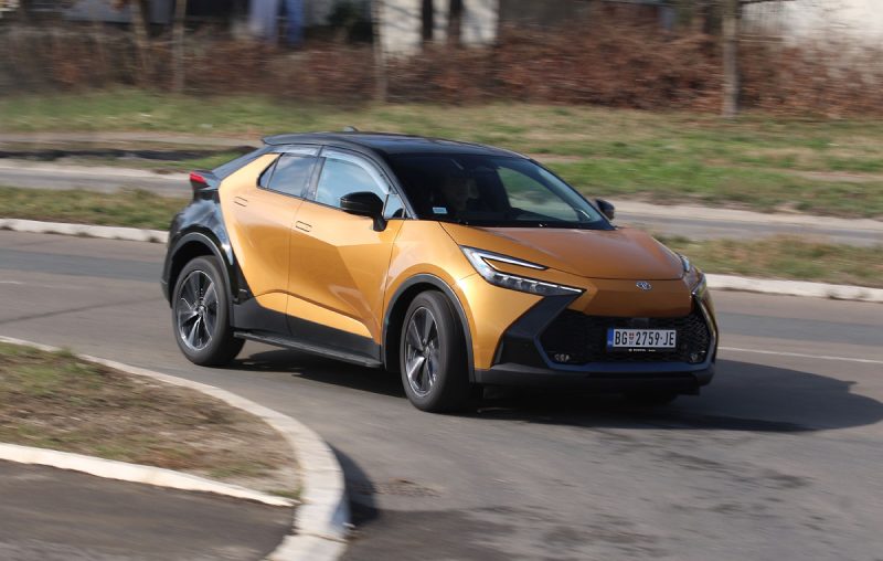 Test Toyota C-HR