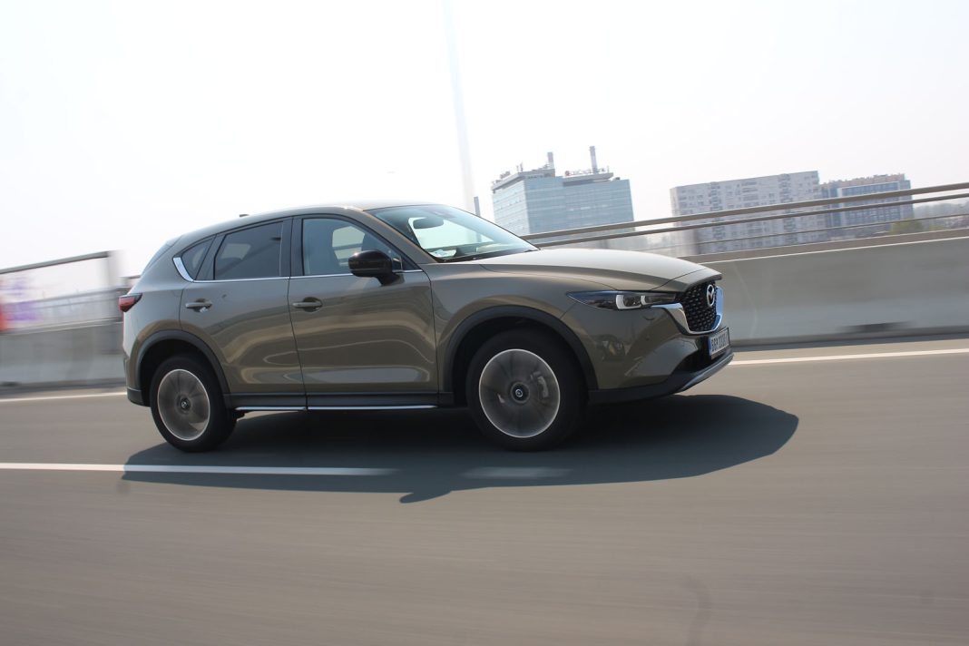 IMG_8073 TEST Mazda CX-5 G165 AWD AT Newground