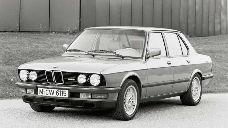BMW M5 E28