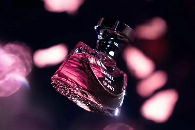 Nissan parfem Smell My Dust