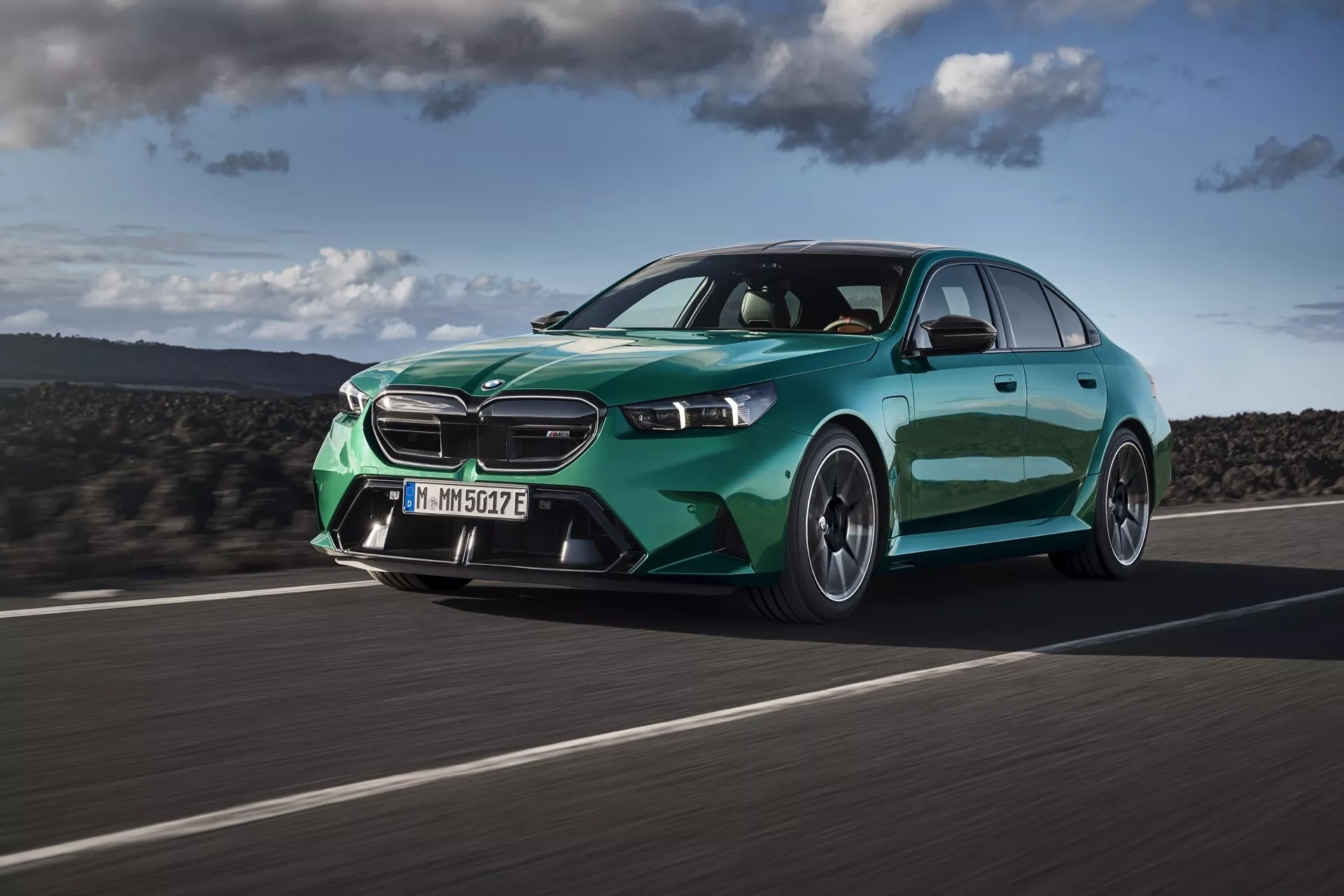 Novi BMW M5 sa čak 727 KS i 2,5 tone sporiji od prethodnika