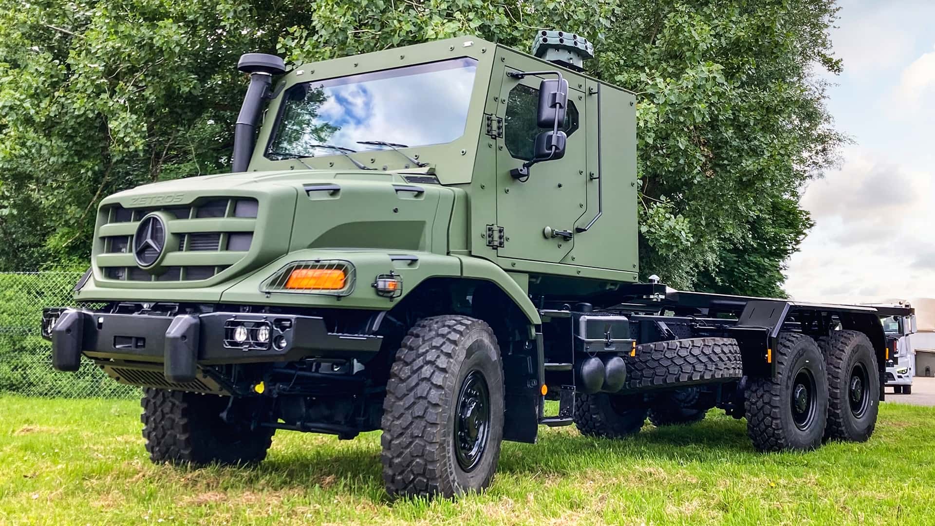 Mercedes Zetros 8×8: kamioni za vojnu upotrebu