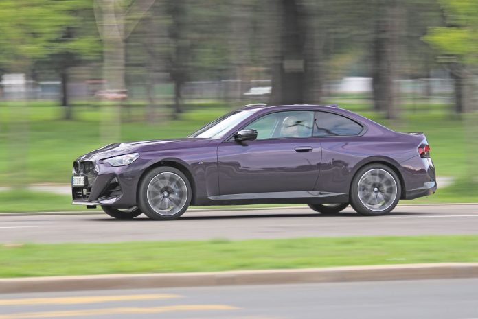 TEST BMW M240i xDrive Coupé Auto magazin Serbia