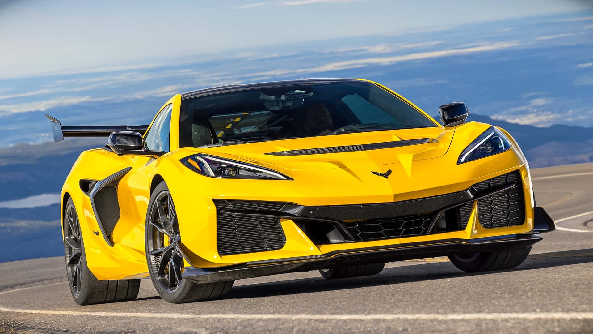 Chevrolet Corvette ZR1 debitovala sa više od 1.000 konja!
