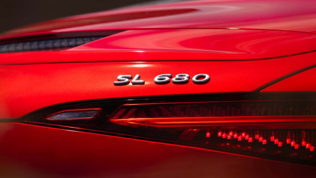 2026-mercedes-maybach-sl-680-monogram-series39 Mercedes-Maybach SL 680 Monogram Series