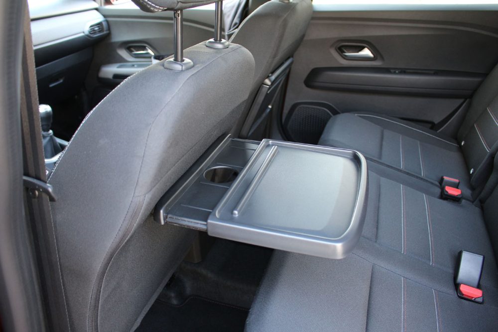 Auto magazin Srbija Dacia Jogger 1,0 TCe 110 Extreme 7 sedišta