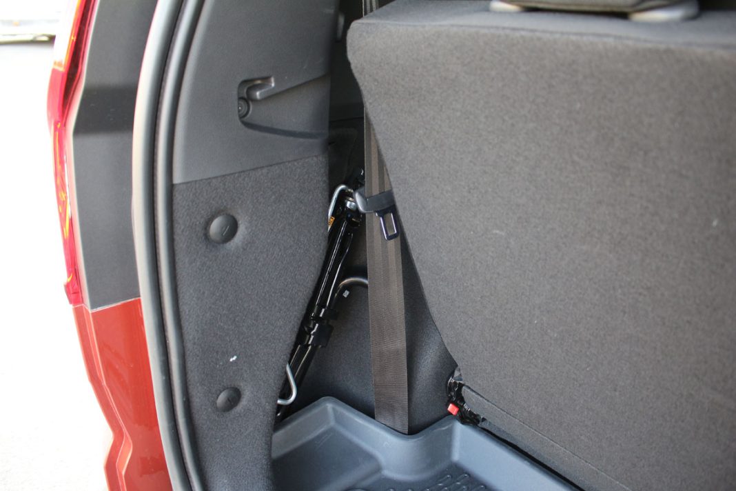 IMG_1034 Auto magazin Srbija Dacia Jogger 1,0 TCe 110 Extreme 7 sedišta