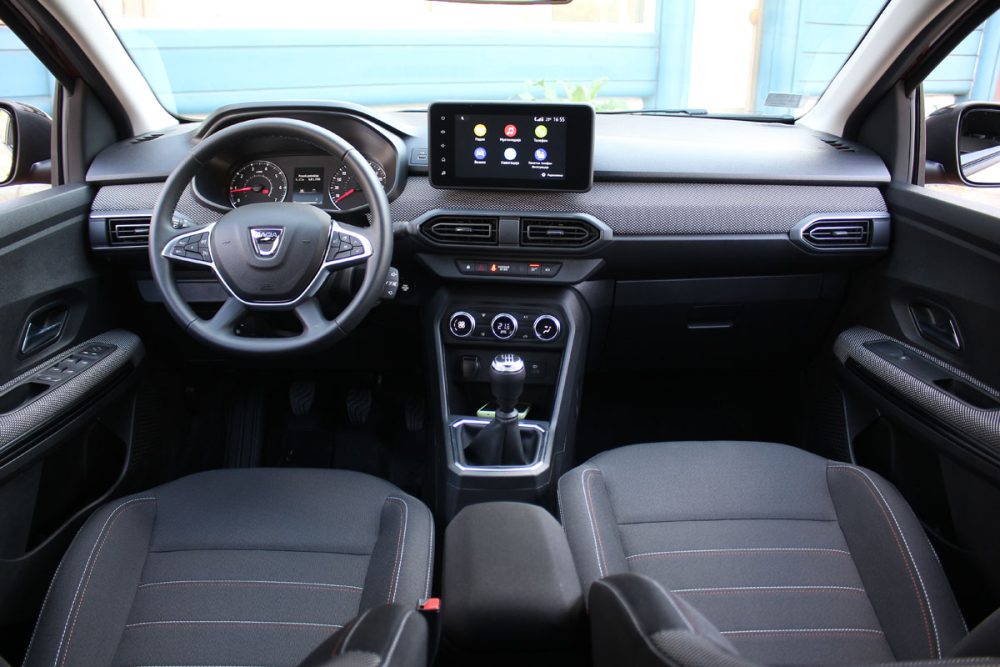 Auto magazin Srbija Dacia Jogger 1,0 TCe 110 Extreme 7 sedišta