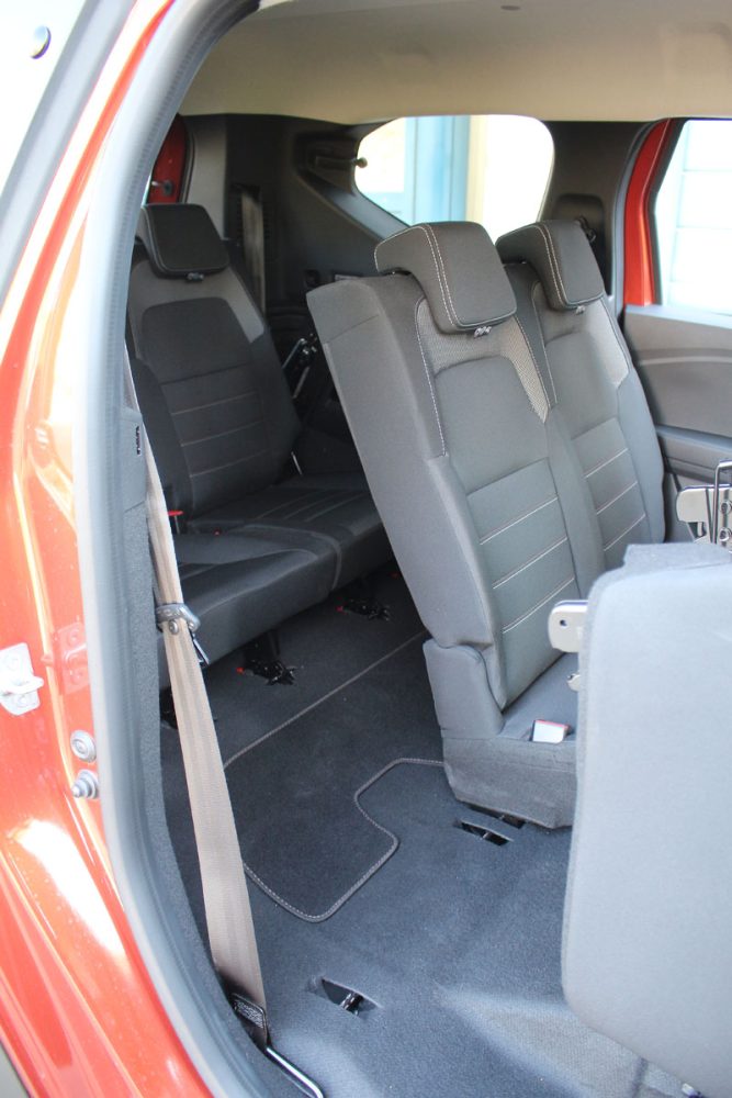 Auto magazin Srbija Dacia Jogger 1,0 TCe 110 Extreme 7 sedišta