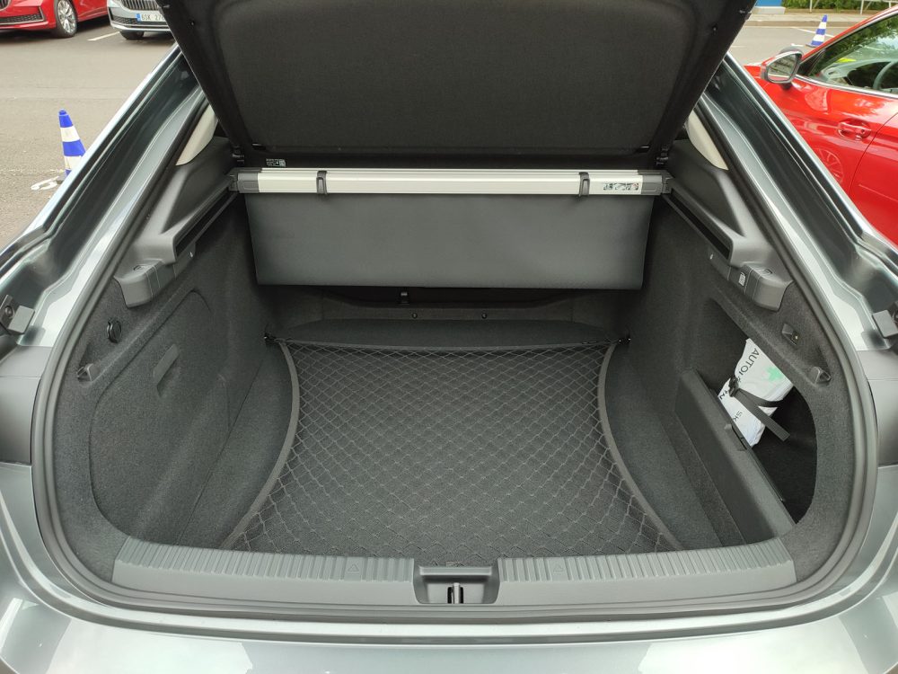 Auto magazin Srbija Škoda Superb test